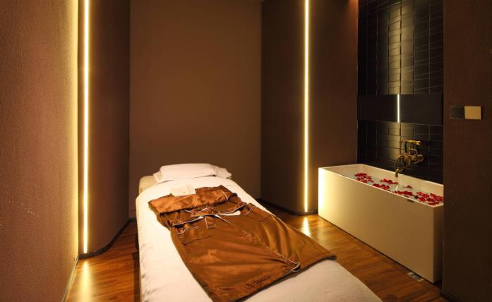 深圳宝安区豪华的油压会馆，舒适的spa体验让您享受慢生活！