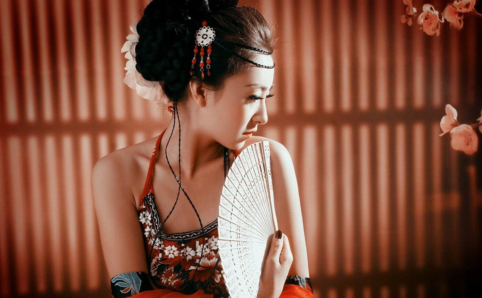 江宁区养生会馆首选，高端油压养生会所口碑佳